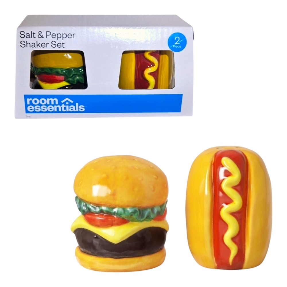 Hamburger Hot Dog Salt & Pepper Shaker Set Room Essentials Limited Edition